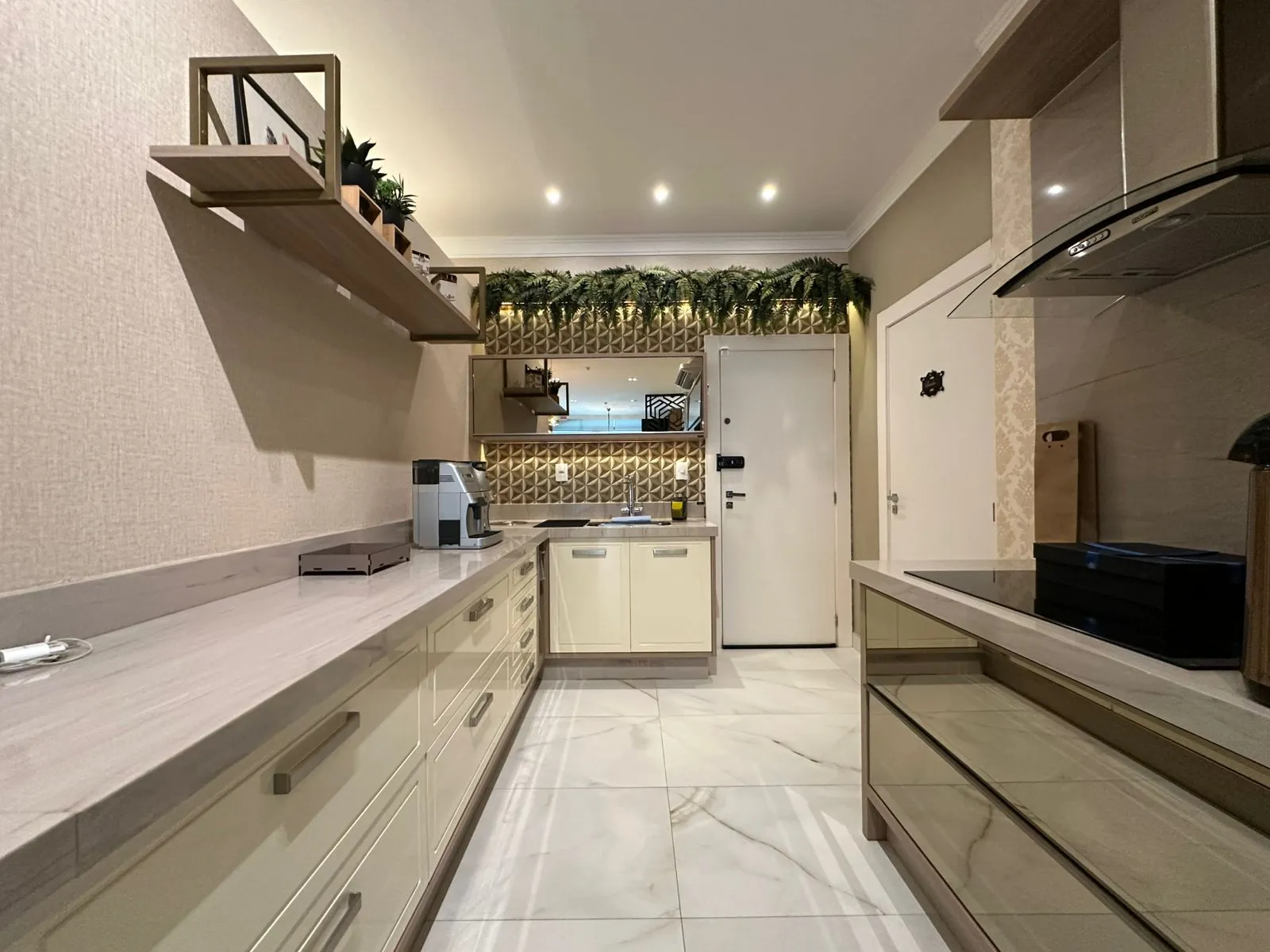 Imagem Ponto Comercial à venda com 752m2 por R$ 299.000,00