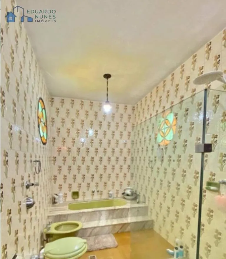 Foto do imóvel: EXCELENTE CASA NO MANGABEIRAS COM 05 QUARTOS,02 SUÍTES E 04 VAGAS.