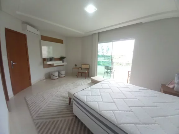 Imagem Casa duplex de alto padrão composta de 3 suítes 3 vagas de garagem na Praia do Morro
