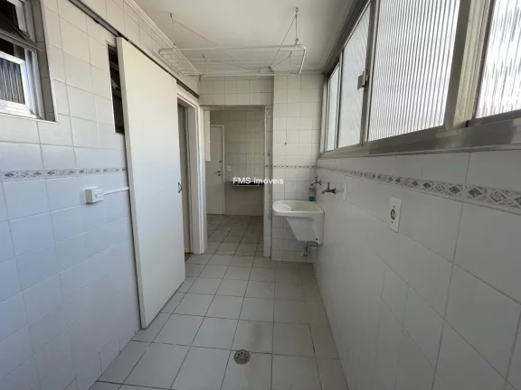 Imagem Imóvel à venda ou locação na Vila Nova Conceição: 3 quartos, 1 suíte, 3 banheiros, 1 vaga, 94m² - São Paulo-SP