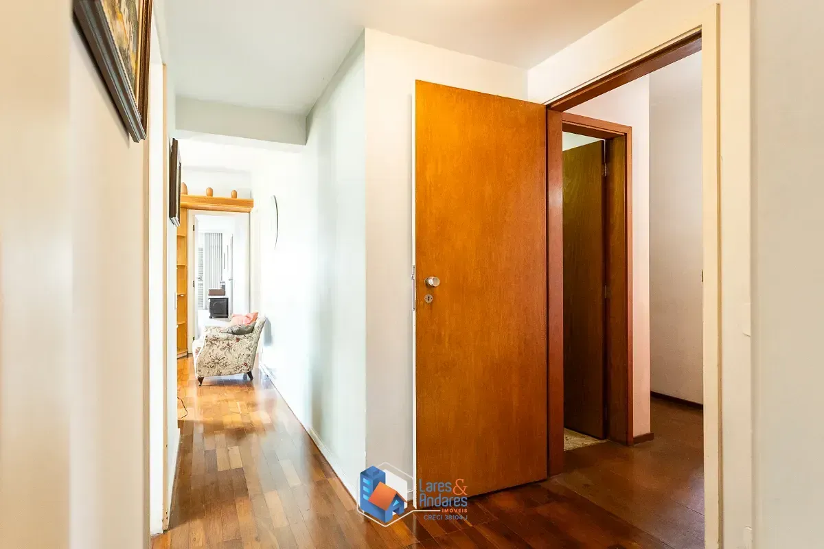 Imagem Apartamento para venda em Campo Belo com 3 quartos, sendo 1 suíte, 192m²