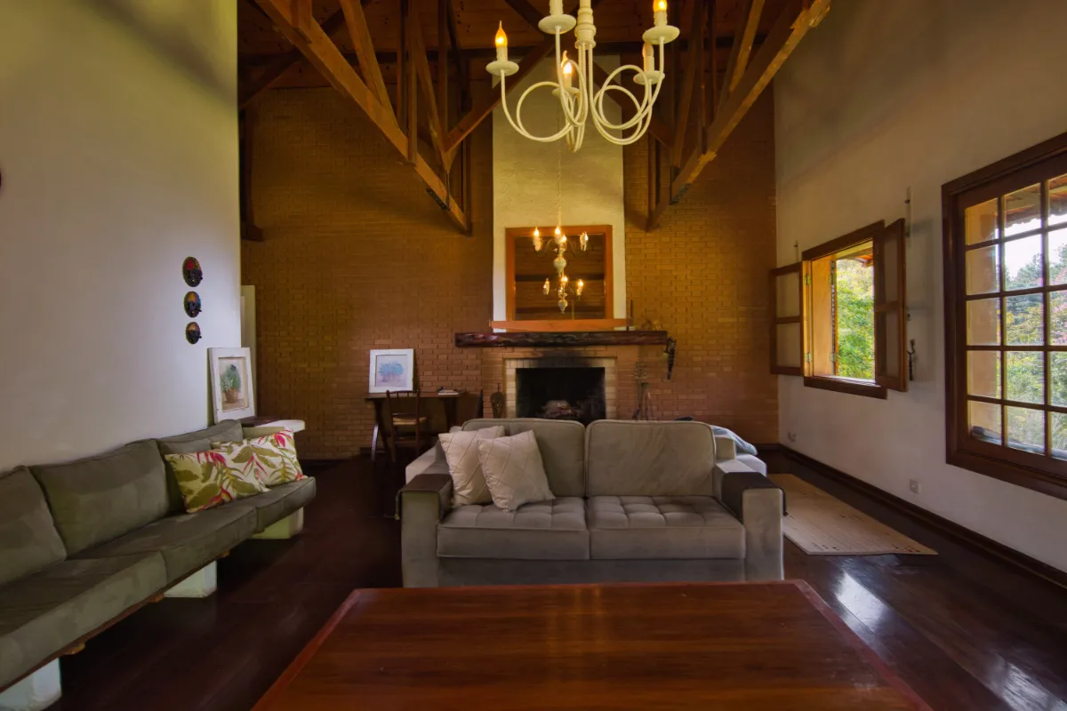 Imagem Casa para venda em Toriba com 3 quartos, sendo 2 suítes, 250m2