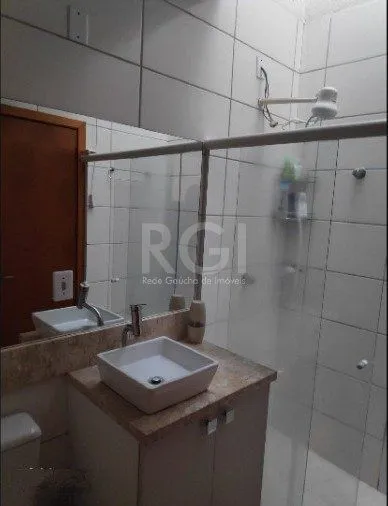 Imagem Casa Condominio para Venda - 90m², 2 dormitórios, 2 vagas - Olaria