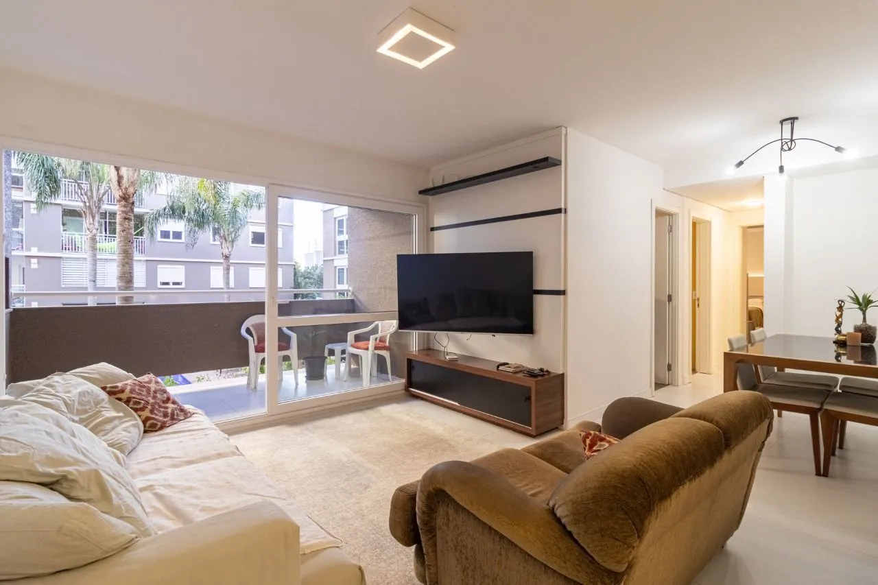 Imagem 3 Dormitórios com Suíte | 90m² | Lareira e Churrasqueira | Bravo Melnick