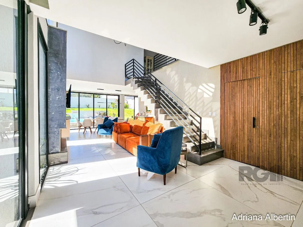 Imagem Casa com 4 suites - Condominio Fechado