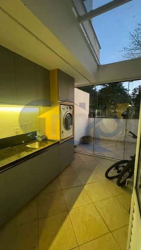 Imagem Apartamento a venda com 3 dormitorios no centro de Torres/RS