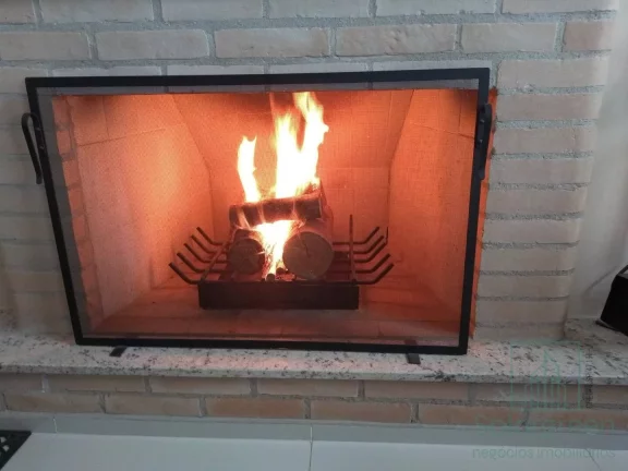 Imagem Chácara em Piracaia - 204m², 3 Dormitórios, em Condomínio