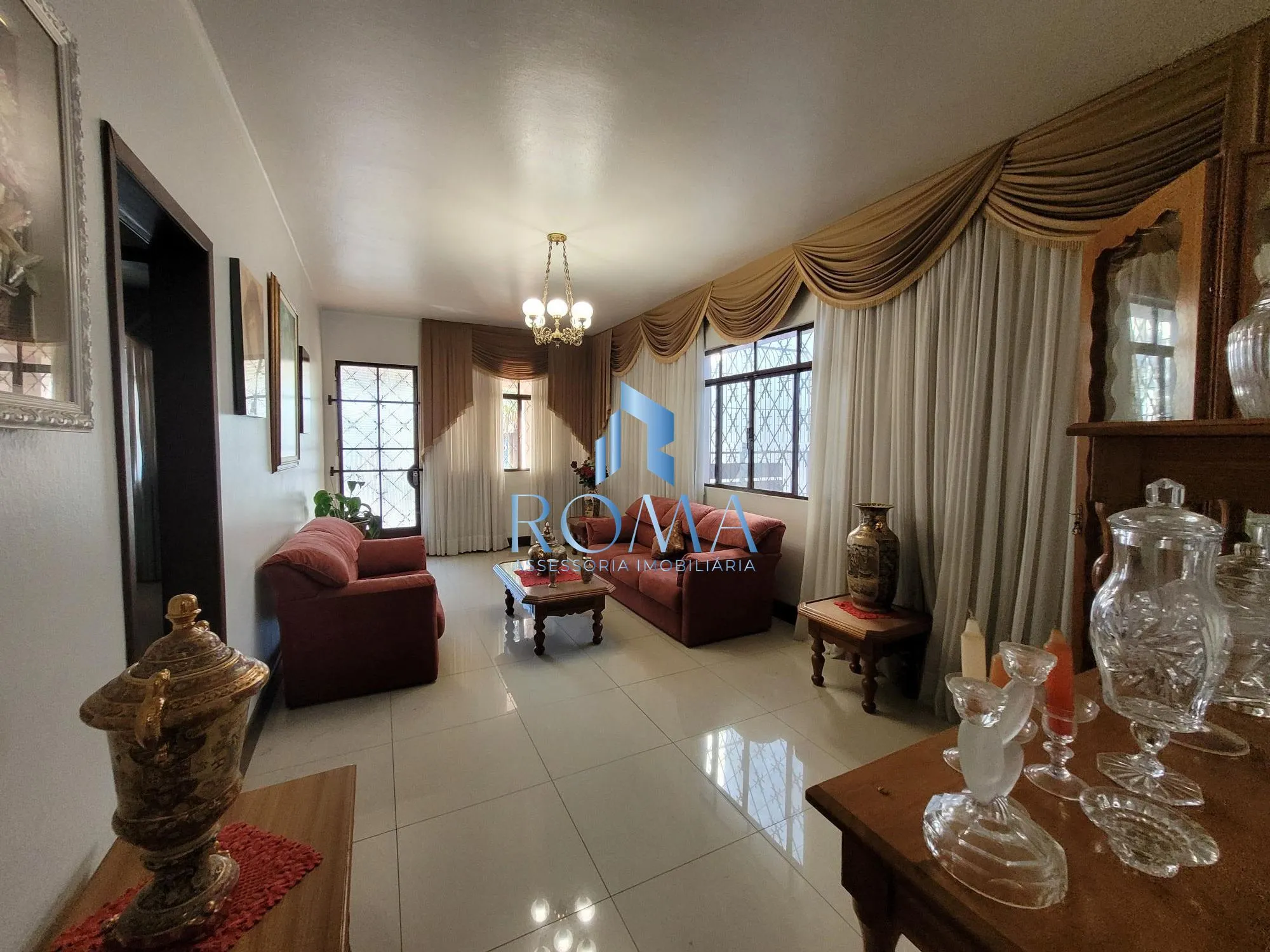 Imagem Casa 4 dormitórios à venda Nossa Senhora do Rosário Santa Maria/RS