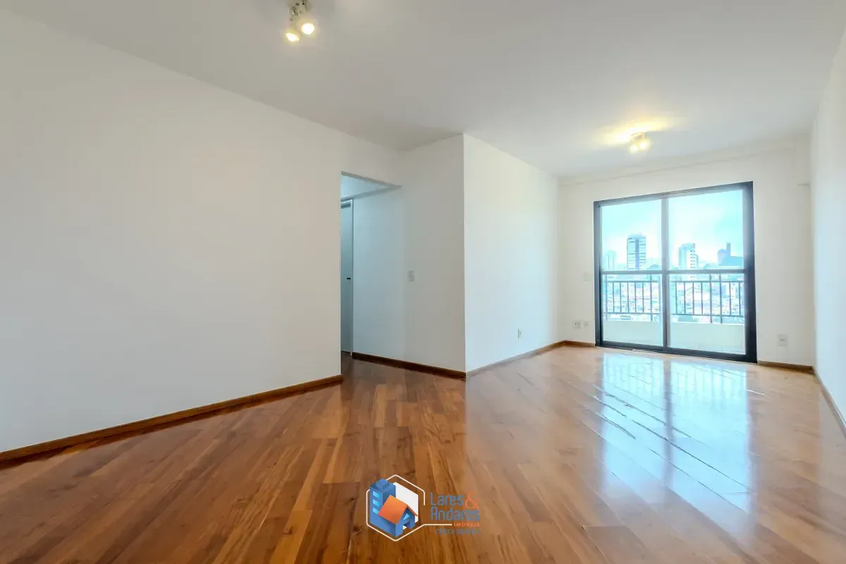 Foto do imóvel Apartamento para venda em Vila Ipojuca com 3 quartos, sendo 1 suíte, 83m² em Rua Tonelero