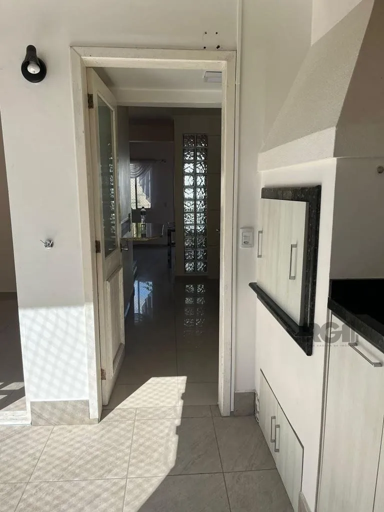 Imagem Casa Condominio para Venda - 70m², 2 dormitórios, sendo 1 suites, 2 vagas - Cavalhada
