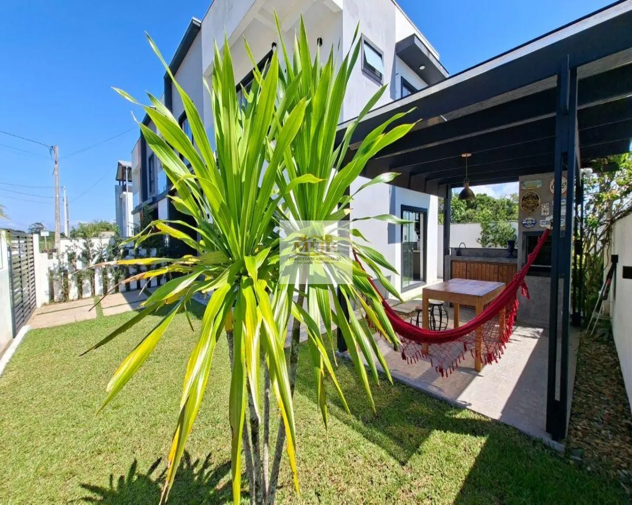 Imagem Casa com 4 quartos à venda no Atami ,SOBRADO, CASA NO LITORAL