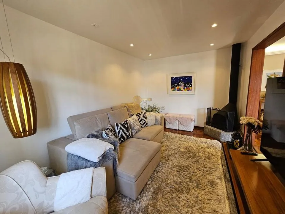 Imagem Casa em Condomínio para Venda em Teresópolis / RJ no bairro Bom Retiro