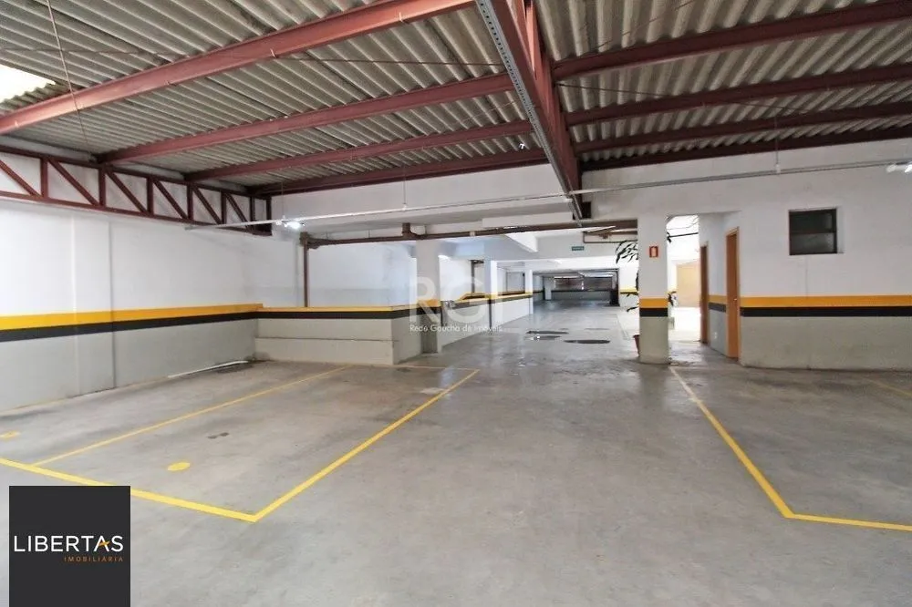 Imagem Sala comercial mobiliada com 42m² no bairro Praia de Belas DESOCUPADA