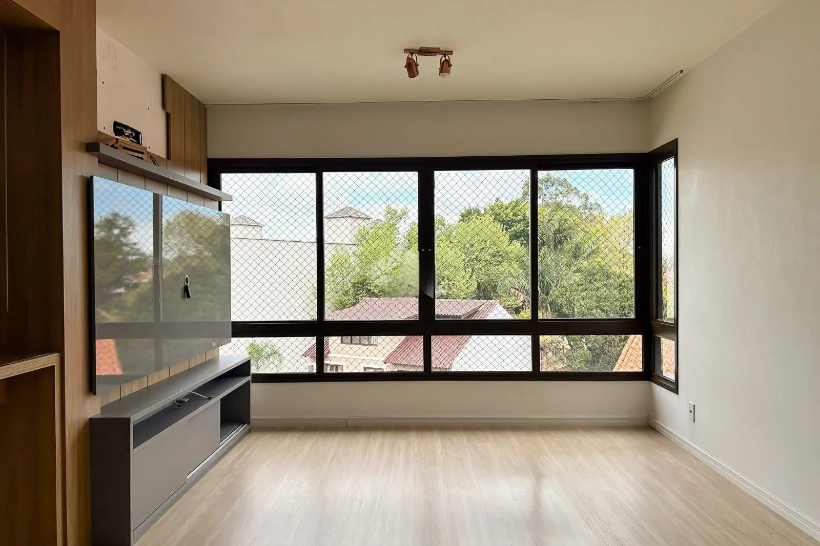 Imagem Apartamento no bairro Ipanema, 3 dormitórios - 1 suíte - 2 vagas