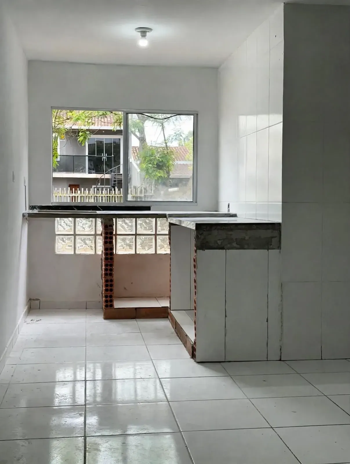 Imagem Apartamento com 2 Quartos à Venda, 40 m² em Gralha Azul - Fazenda Rio Grande