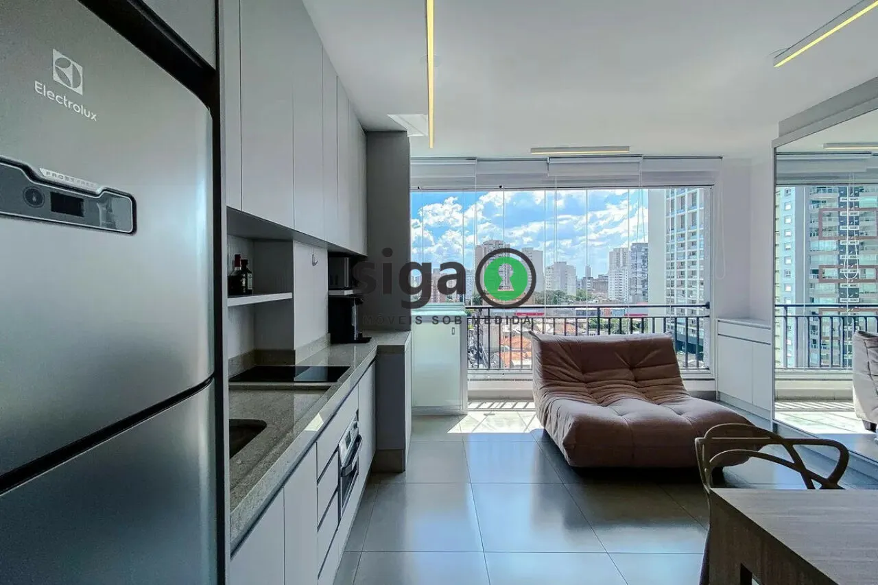 Imagem Studio no último andar a 250m do metrô Ana Rosa com vista livre e ar-condicionado.