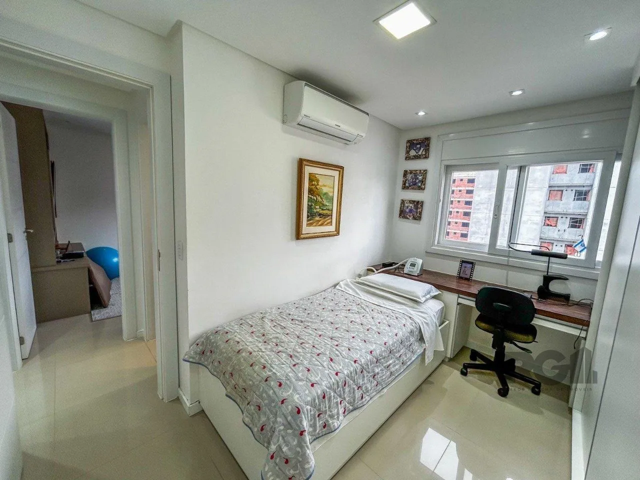 Imagem Apartamento de 03 dormitórios na Tristeza Zona Sul de Porto Alegre