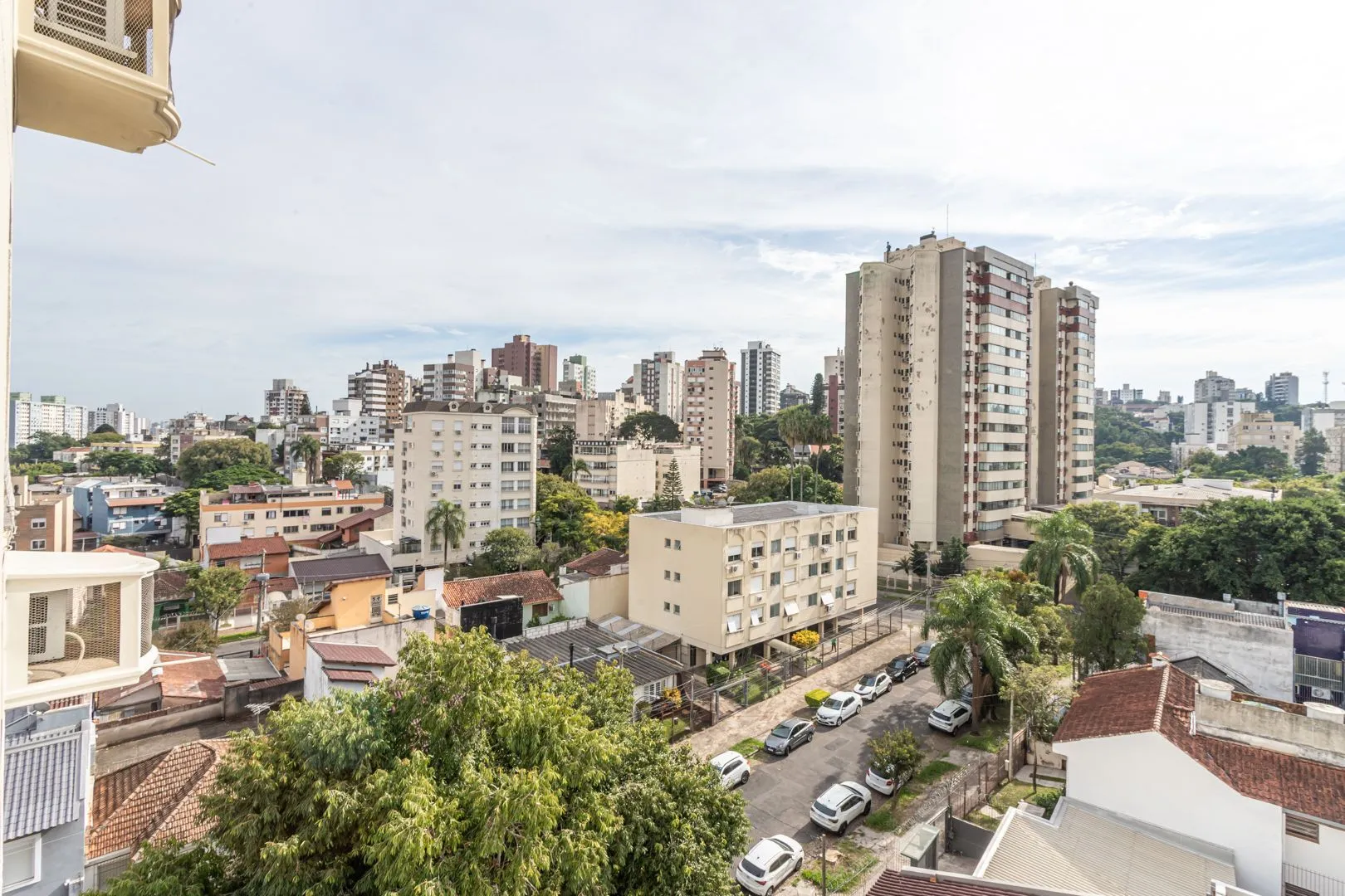 Imagem Apartamento 3 dorms à venda Rua Veríssimo Rosa, Jardim Botânico - Porto Alegre