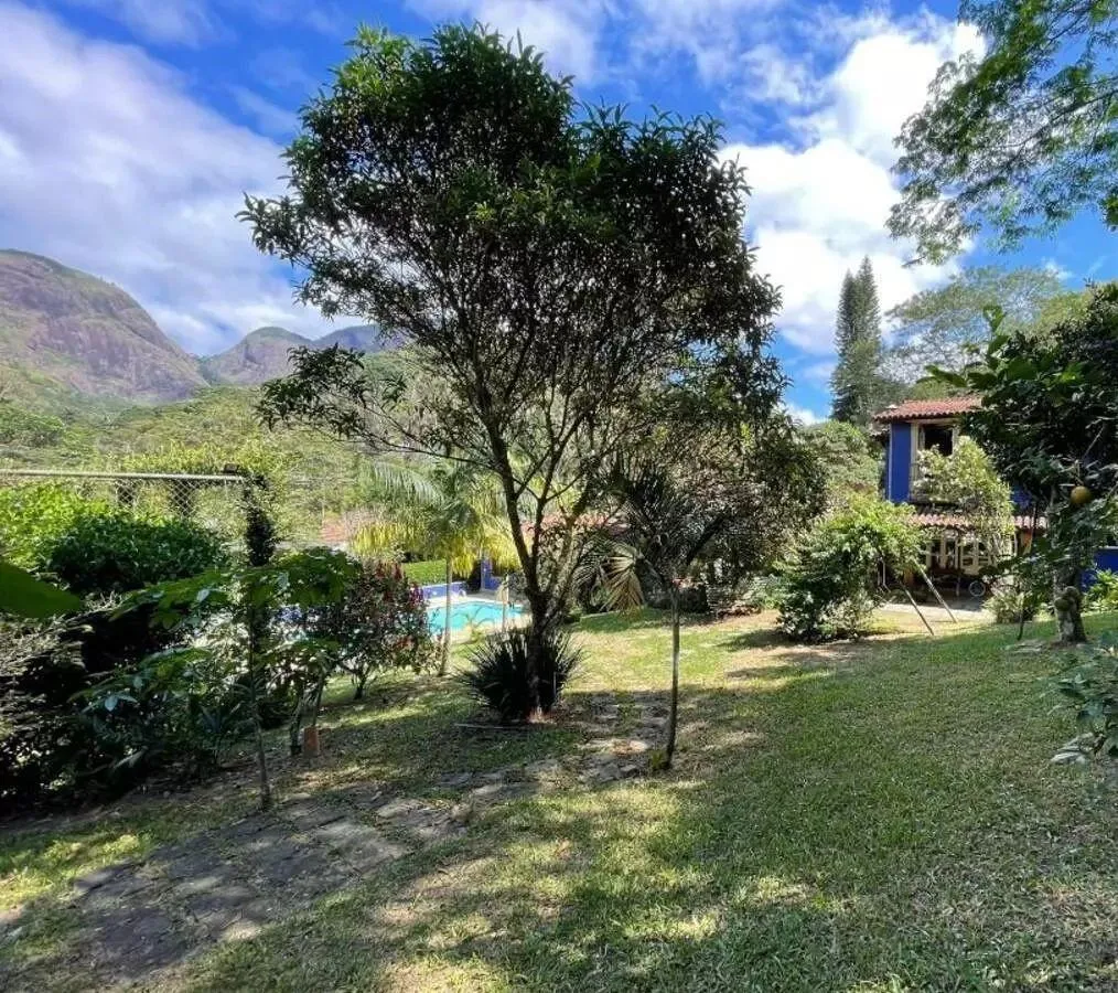 Imagem Casa para Venda em Petrópolis / RJ no bairro Araras