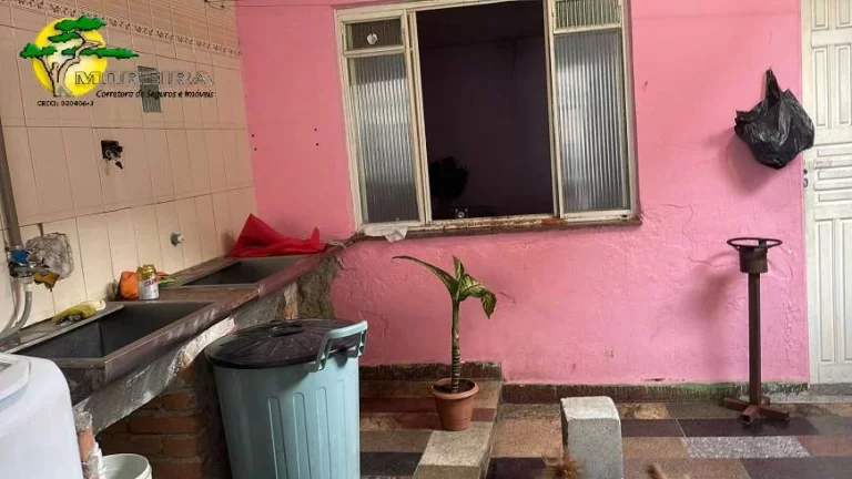 Imagem TERRENO COM DUAS CASAS PARA VENDA - JD PERI -