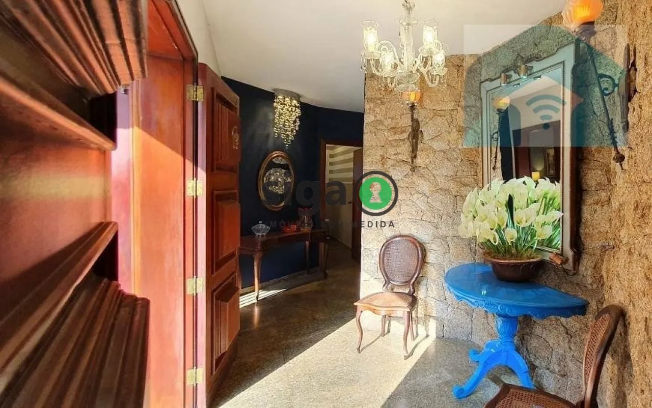 Imagem CASA À VENDA NO MORUMBI COM 5 SUÍTES, PISCINA E 5 VAGAS