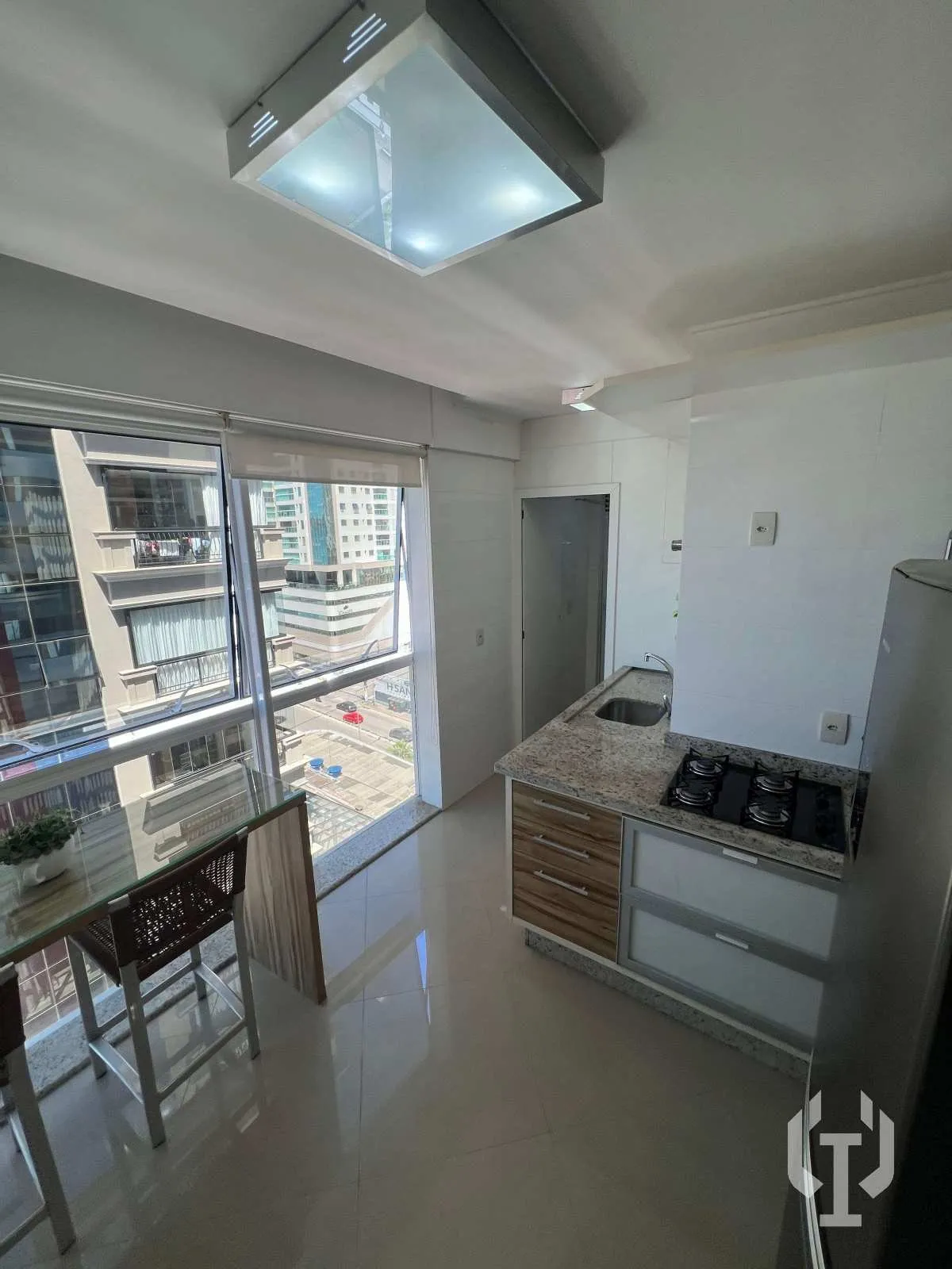 Imagem Apartamento à venda, no Blue Safira, em Itapema, Meia Praia, com 3 quartos, 130m2