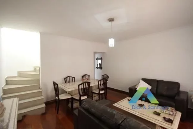 Foto do imóvel Sobrado com 3 Quartos e 3 banheiros à Venda, 150 m² por R$ 899.900,00