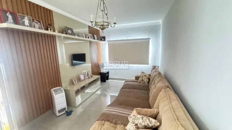 Imagem Casa à venda no bairro Olinda, Uberaba: 3 dormitórios, suíte, garagem