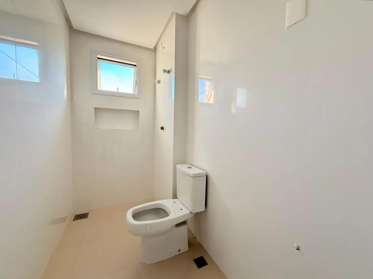 Imagem Apartamento com vista para o mar à venda com 182m2 por R$ 6.500.000,00