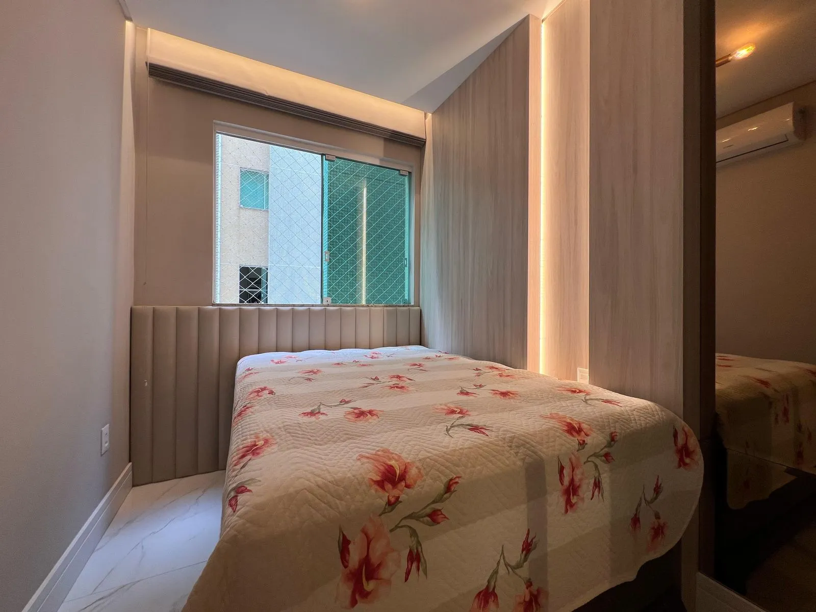 Imagem Apartamento com vista para o mar à venda com 352m2 por R$ 12.600.000,00