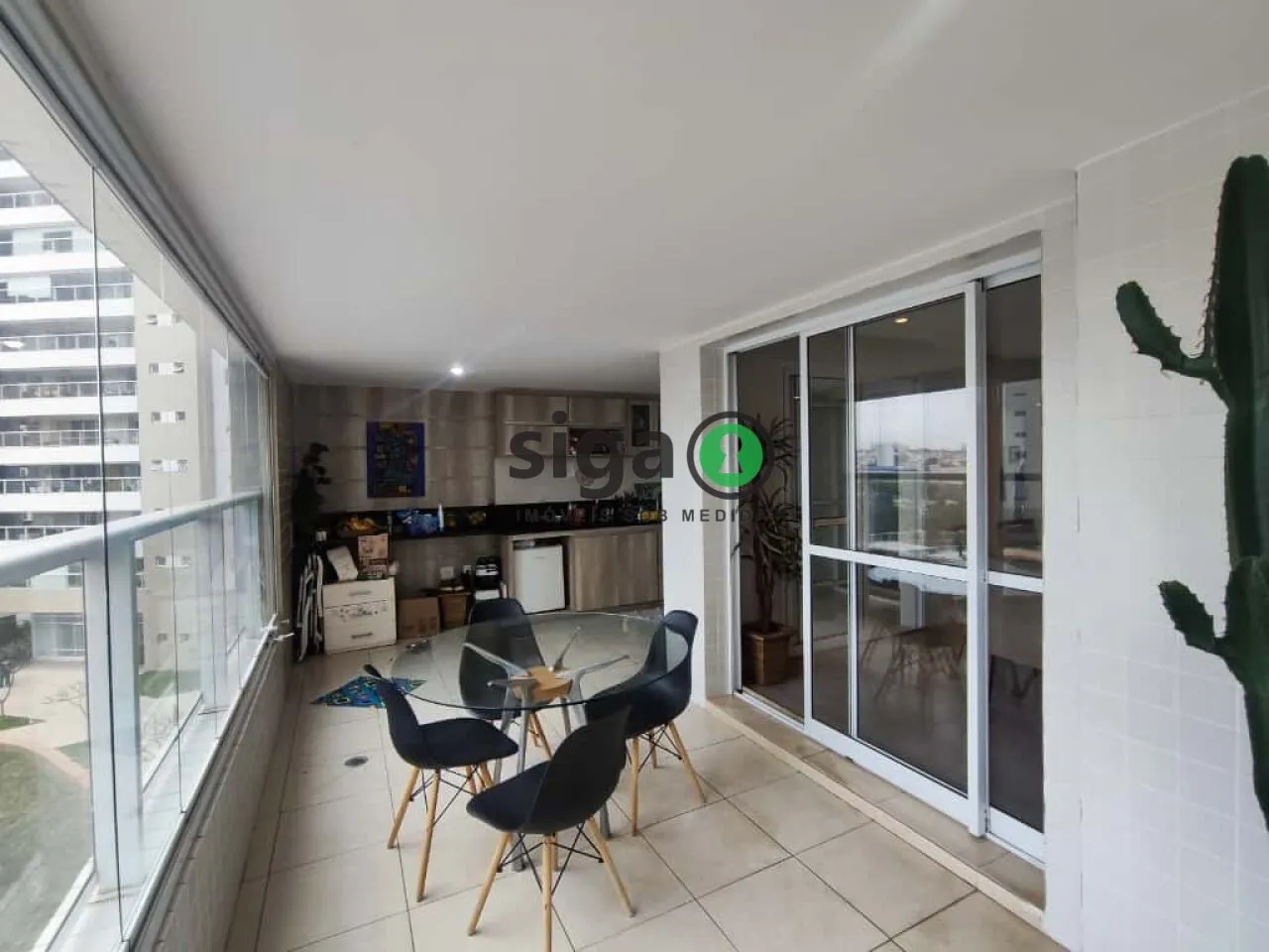 Foto do imóvel Apartamento de 185 metros 4 dormitórios 2 suítes 2 vagas