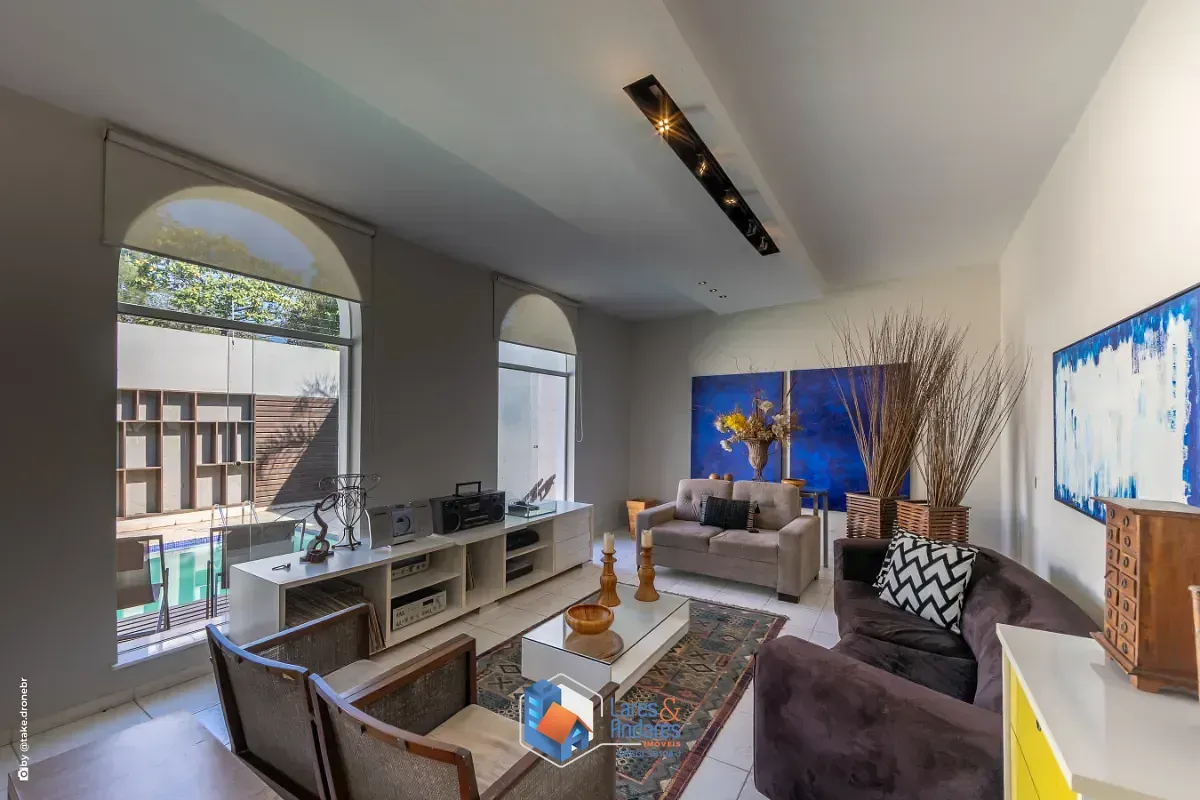 Imagem Casa para venda em Morumbi com 4 quartos, sendo 2 suítes, 556m²