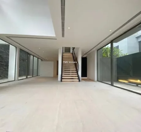 Imagem Casa de luxo no Planalto Paulista: 3 quartos, 3 suítes, 4 salas, 5 banheiros, 5 vagas, 636 m² - Venda ou Locação em SP
