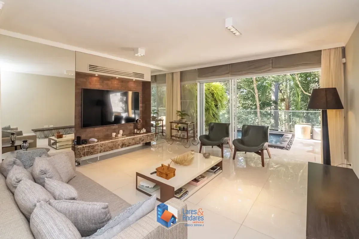 Imagem Casa no condomínio Condomínio Reserva Nova Cantareira para venda com 4 quartos, sendo 4 suítes, 313m²