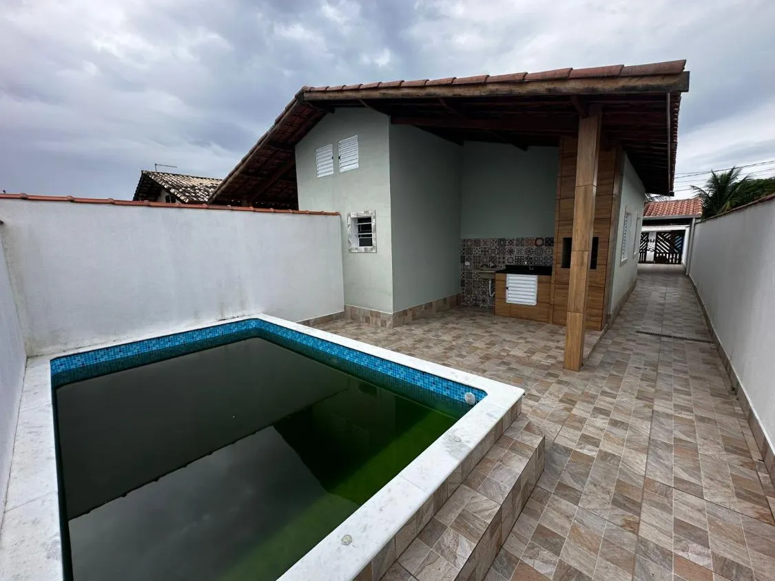 Foto do imóvel CASA NOVA COM PISCINA LADO PRAIA NO TUPY