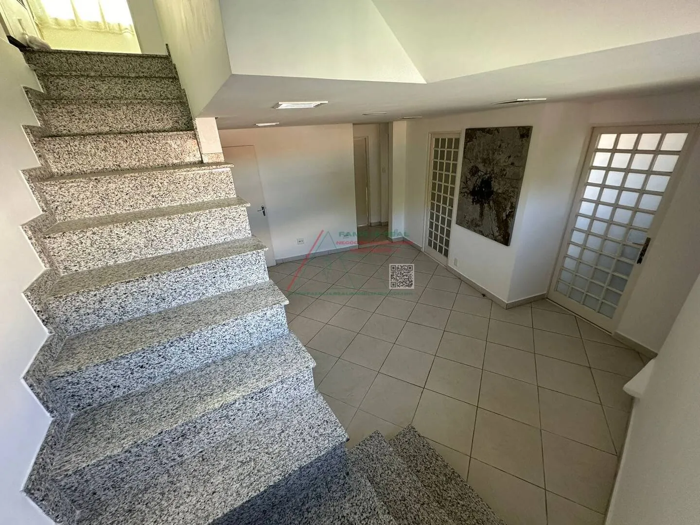 Imagem Propriedade Multifamiliar, à Venda, na Vila Matilde, com 03 Vagas de Garagem e Entrada Independente