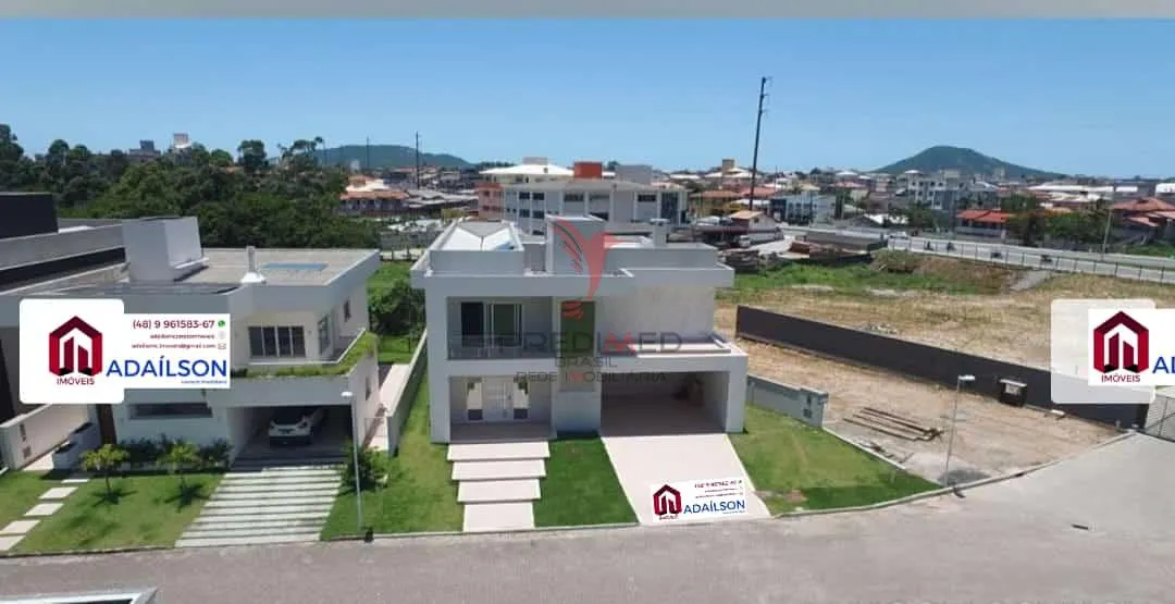 Imagem Casa alto padrão em Condomínio fechado com 4 Quartos à venda, 400m² - Em Florianópolis SC