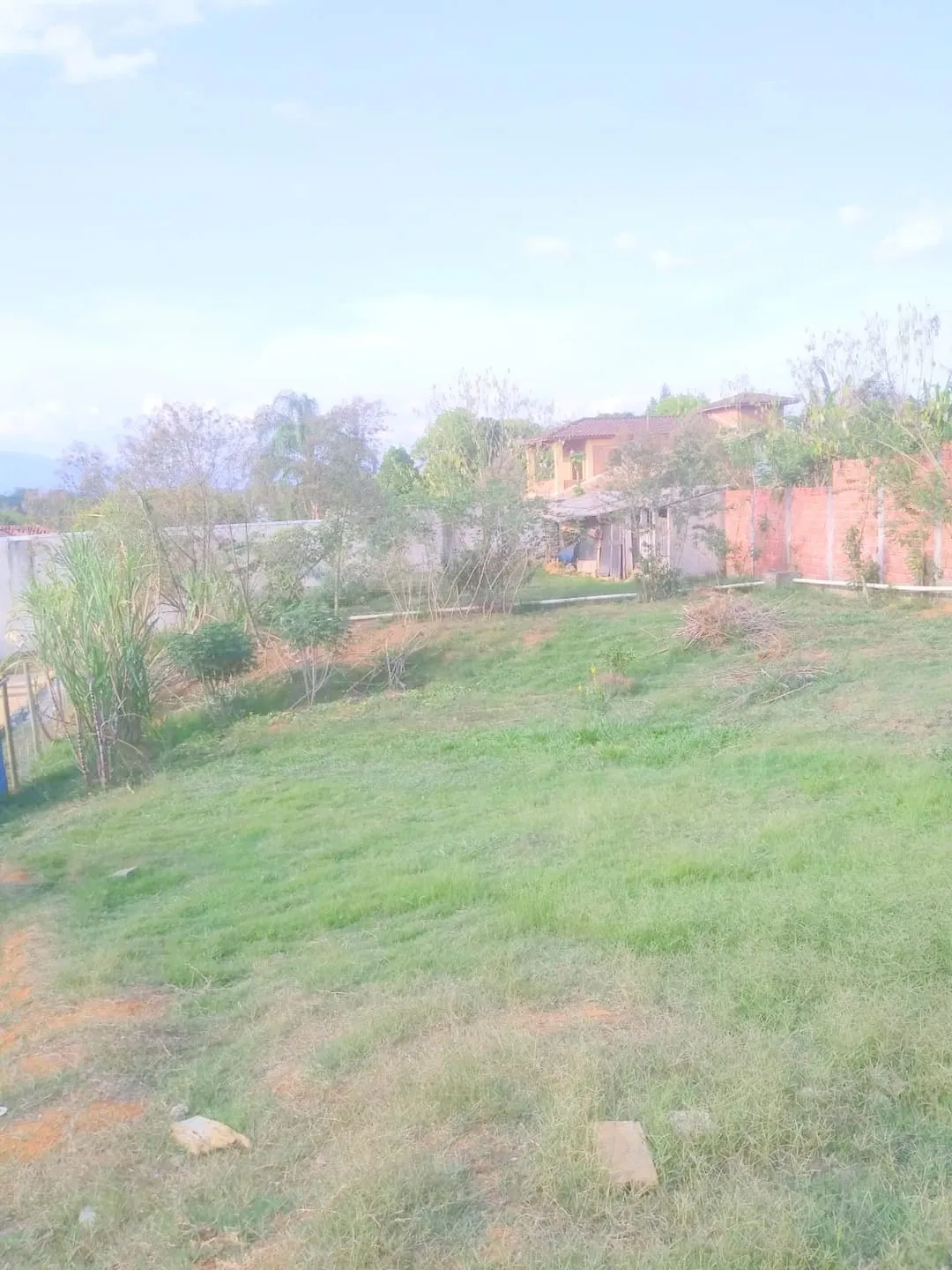 Imagem Terreno plano e com 1.600,00 m2 à venda, Bom Jardim II, Guaratinguetá, SP