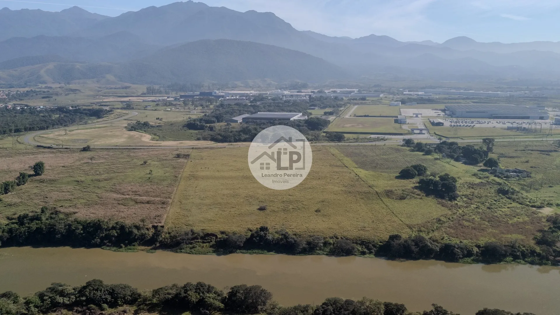 Imagem Lote/Terreno de 77000m² no bairro CENTRO, em Itatiaia