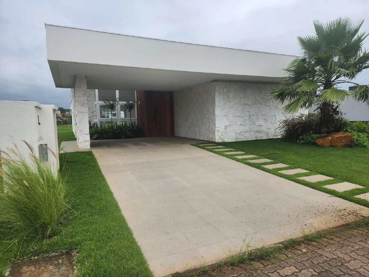 Imagem Casa de condomínio à venda em Torres, Centro, com 4 quartos, 209m2