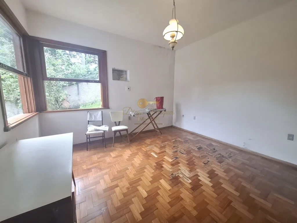 Imagem Casa para Venda em Teresópolis / RJ no bairro Golfe