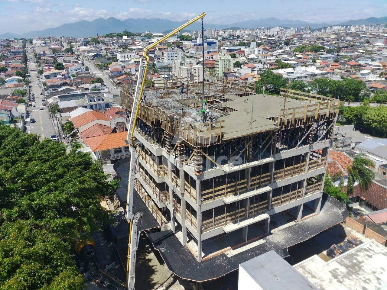 Imagem Apartamento 3 dormitórios com suíte e 2 vagas em Capoeiras - Florianópolis - SC - conforto, lazer e sofisticação em um só lugar