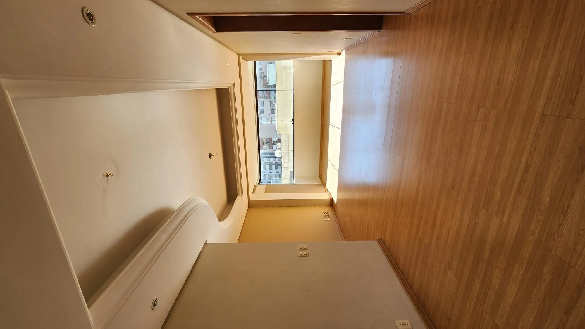 Imagem Apartamento de 103m² com 3 dormitórios, 1 suíte e 2 Vagas no Bairro Petrópolis