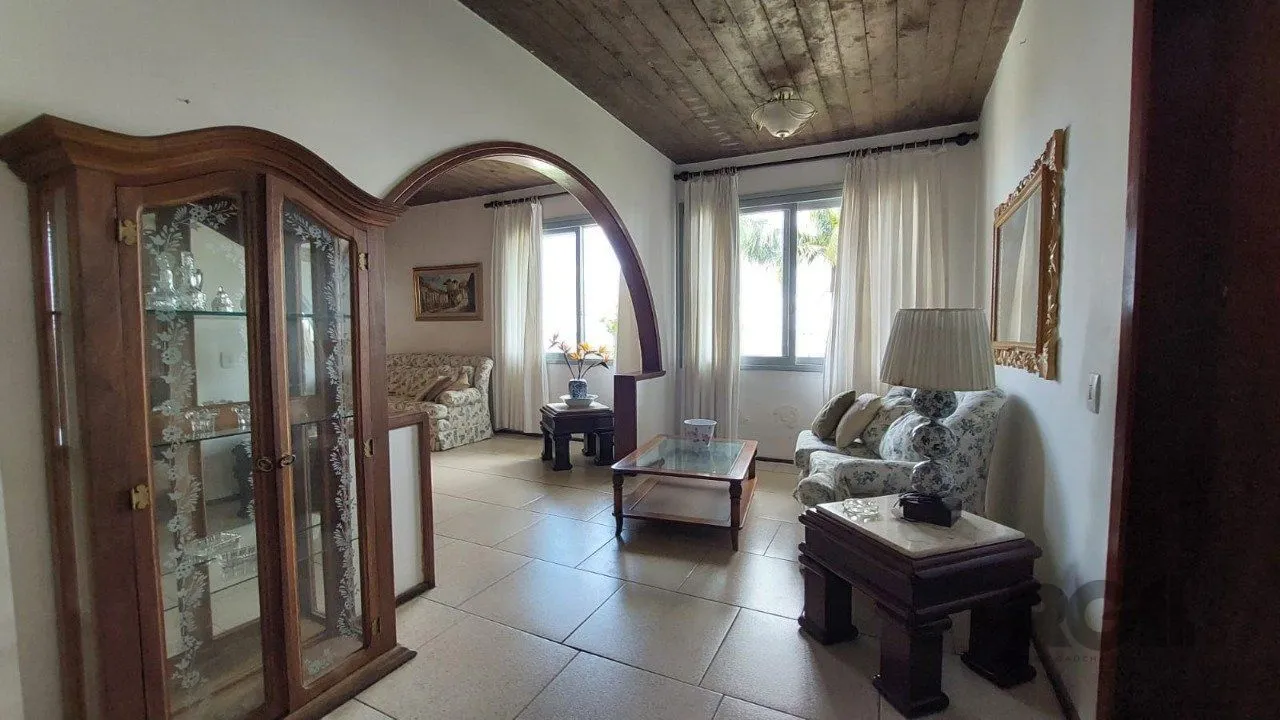 Imagem Casa para Venda - 347m², 3 dormitórios, sendo 3 suites, 3 vagas - Sétimo Céu