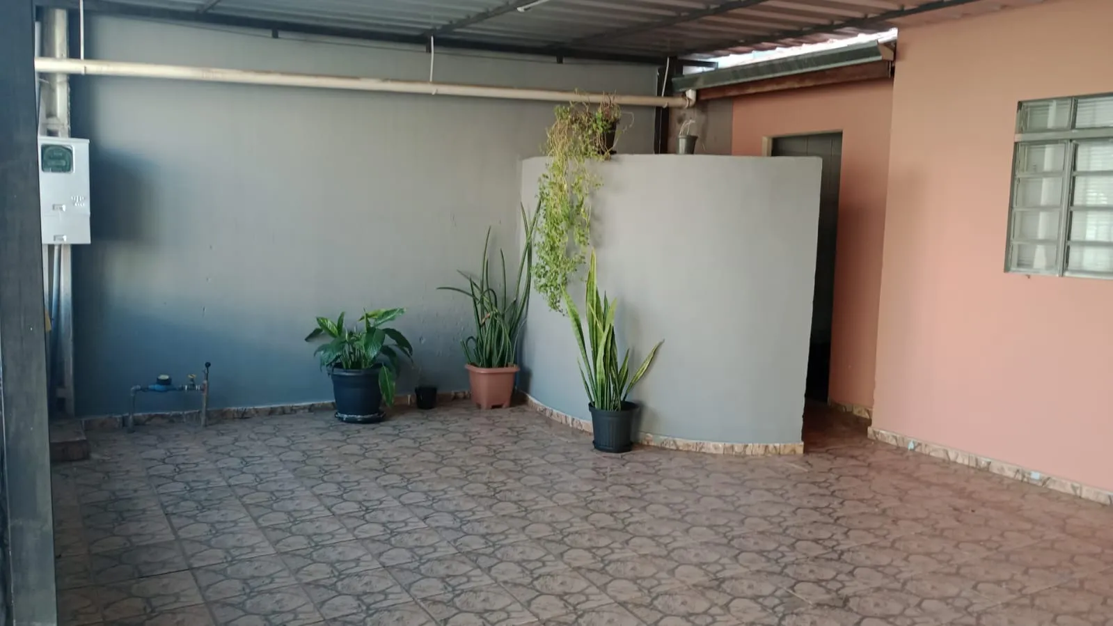 Imagem Casa no Wanel Ville V com Edícula ? 3 Quartos, Aquecimento Solar e Garagem para 2 Carros