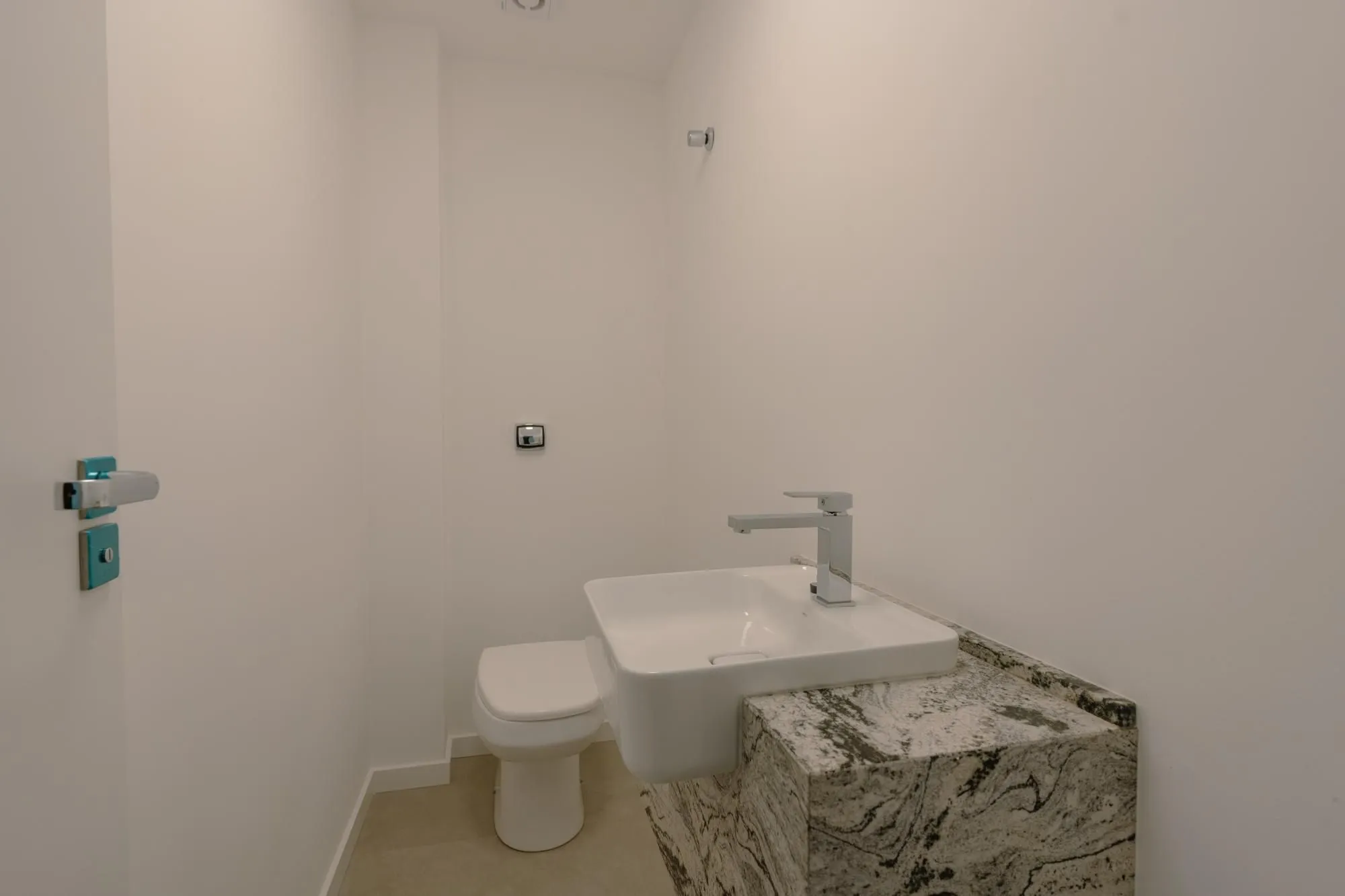 Imagem Apartamento de 2 dormitorios à venda em Higienópolis, Porto Alegre.