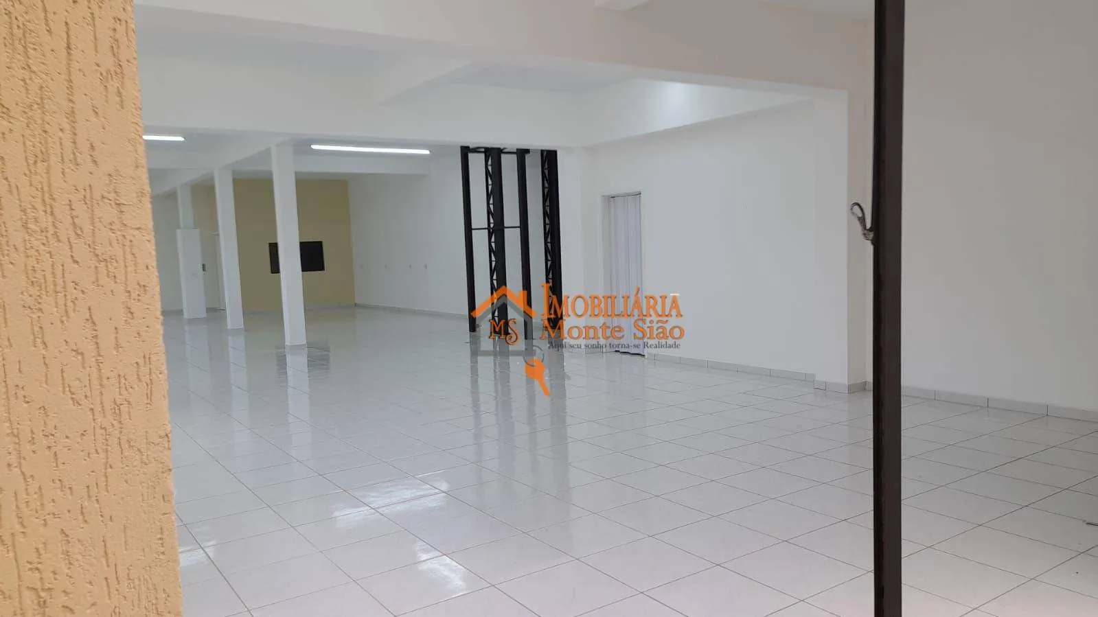 Imagem Galpão à venda, 650 m² por R$ 2.200.000,00 - Jardim Tranqüilidade - Guarulhos/SP