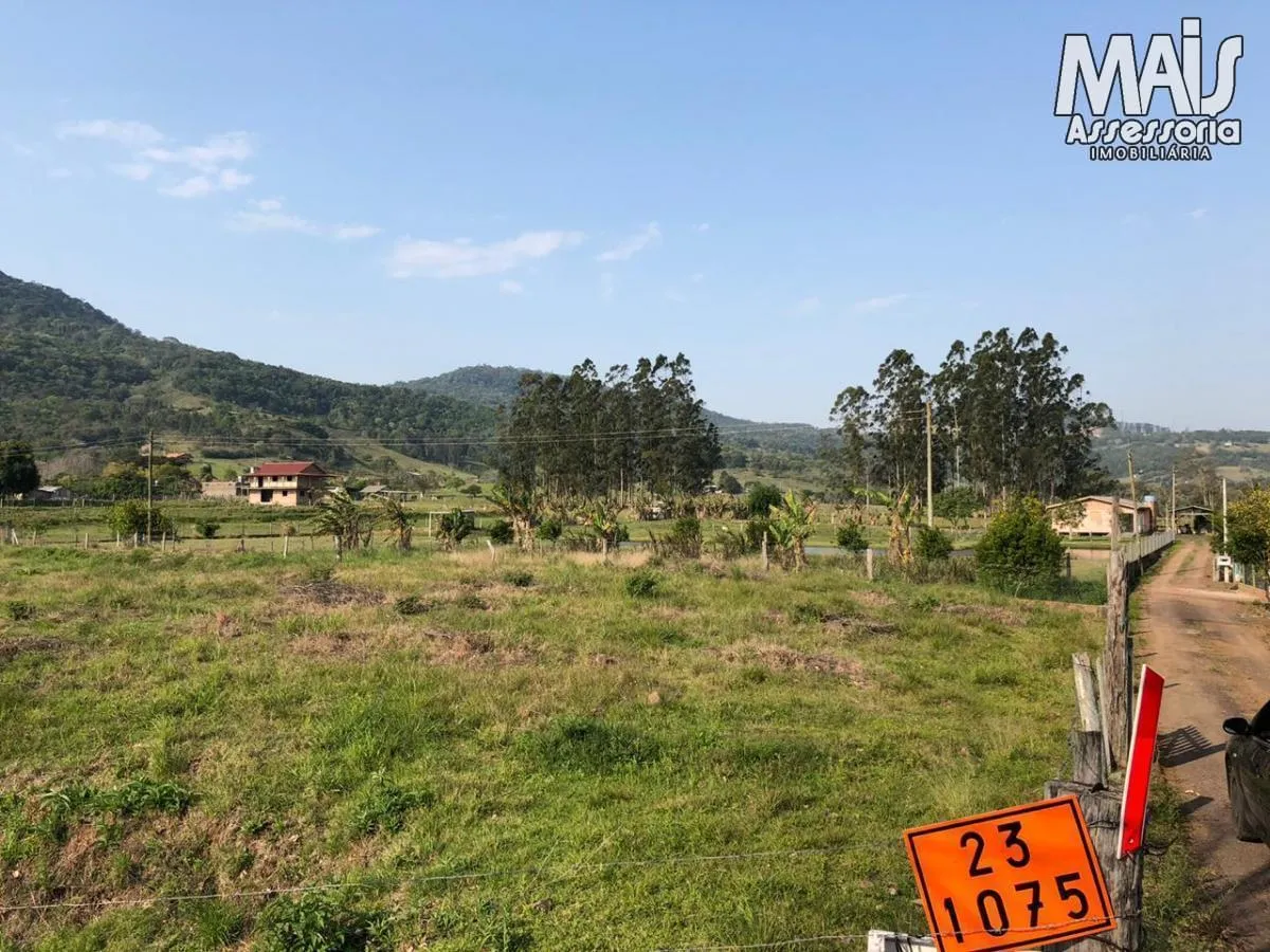 Imagem Terreno para Venda em Santo Antônio da Patrulha / RS no bairro Pinheirinhos