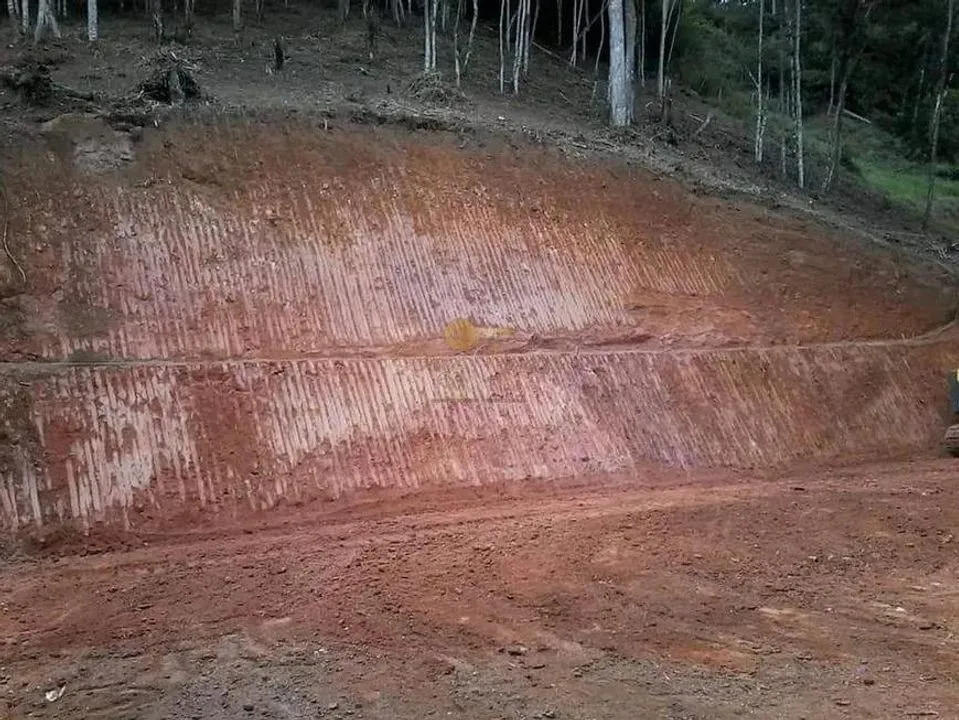 Imagem Terreno para Venda em Teresópolis / RJ no bairro Santa Rita