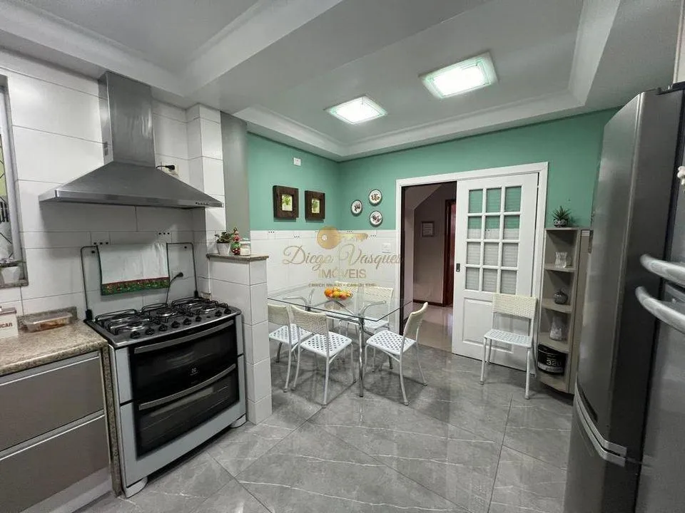 Imagem Casa para Venda no bairro Várzea